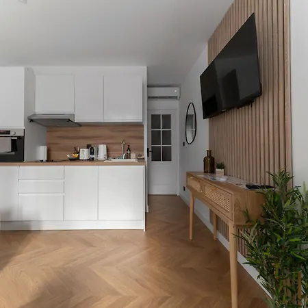 Apartamento Serbie - Design Et Climatises En Centre Vichy