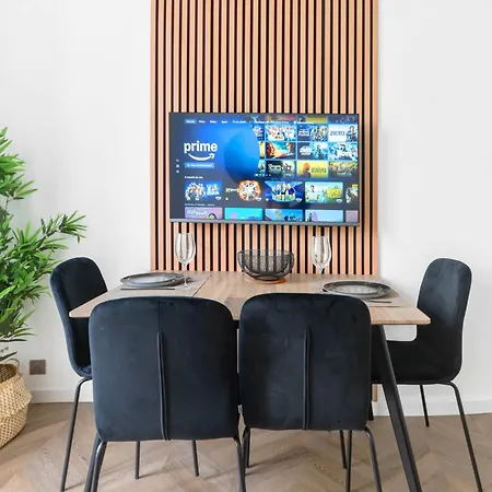 Serbie - Design Et Climatises En Centre Apartment